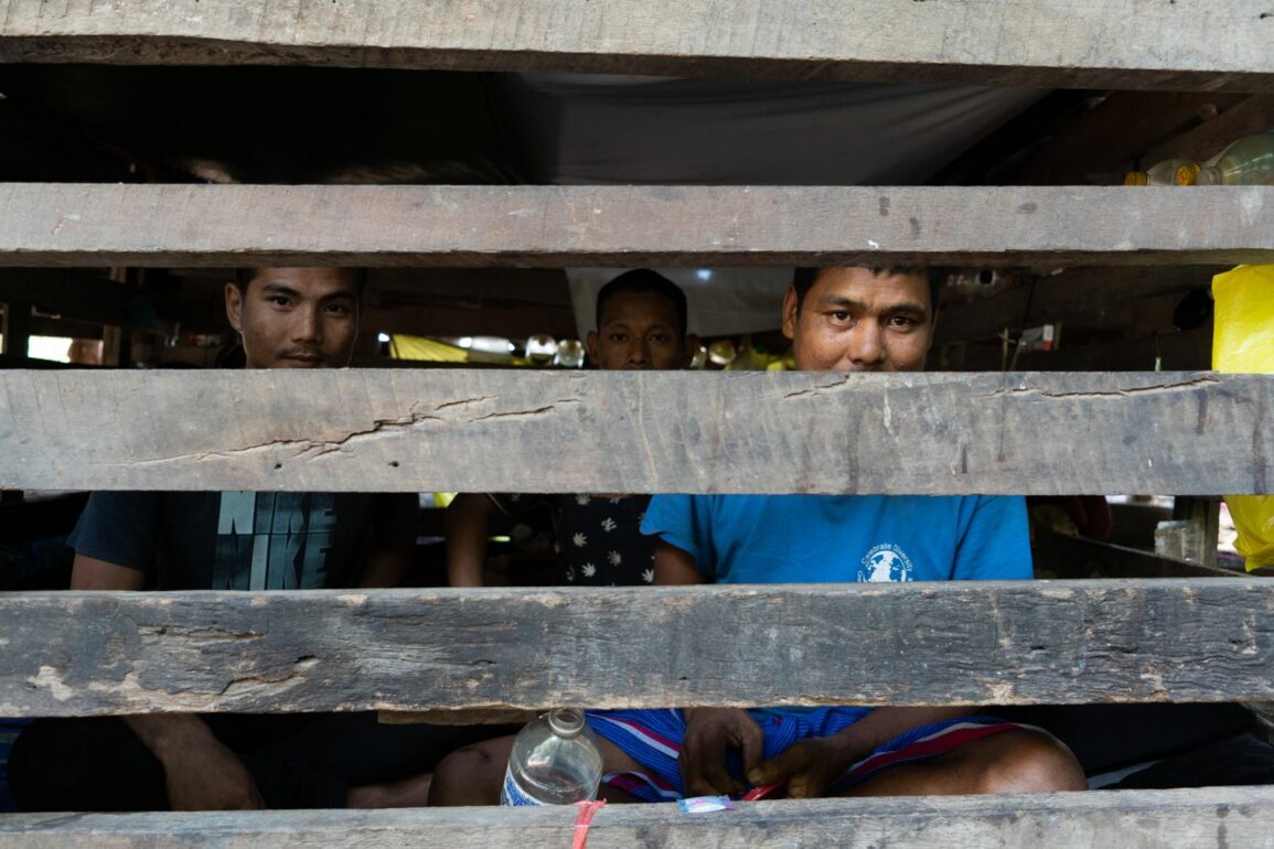 Pierre Terraz spent a month reporting on the rebel groups fighting the civil war in Myanmar, ©Pierre Terraz